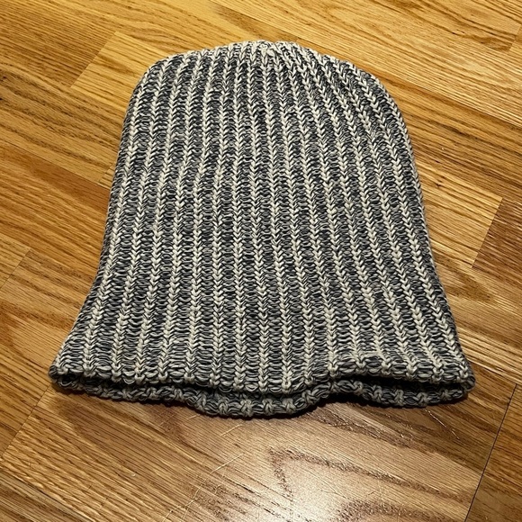 Love Your Melon Knit Beanie - Picture 2 of 2
